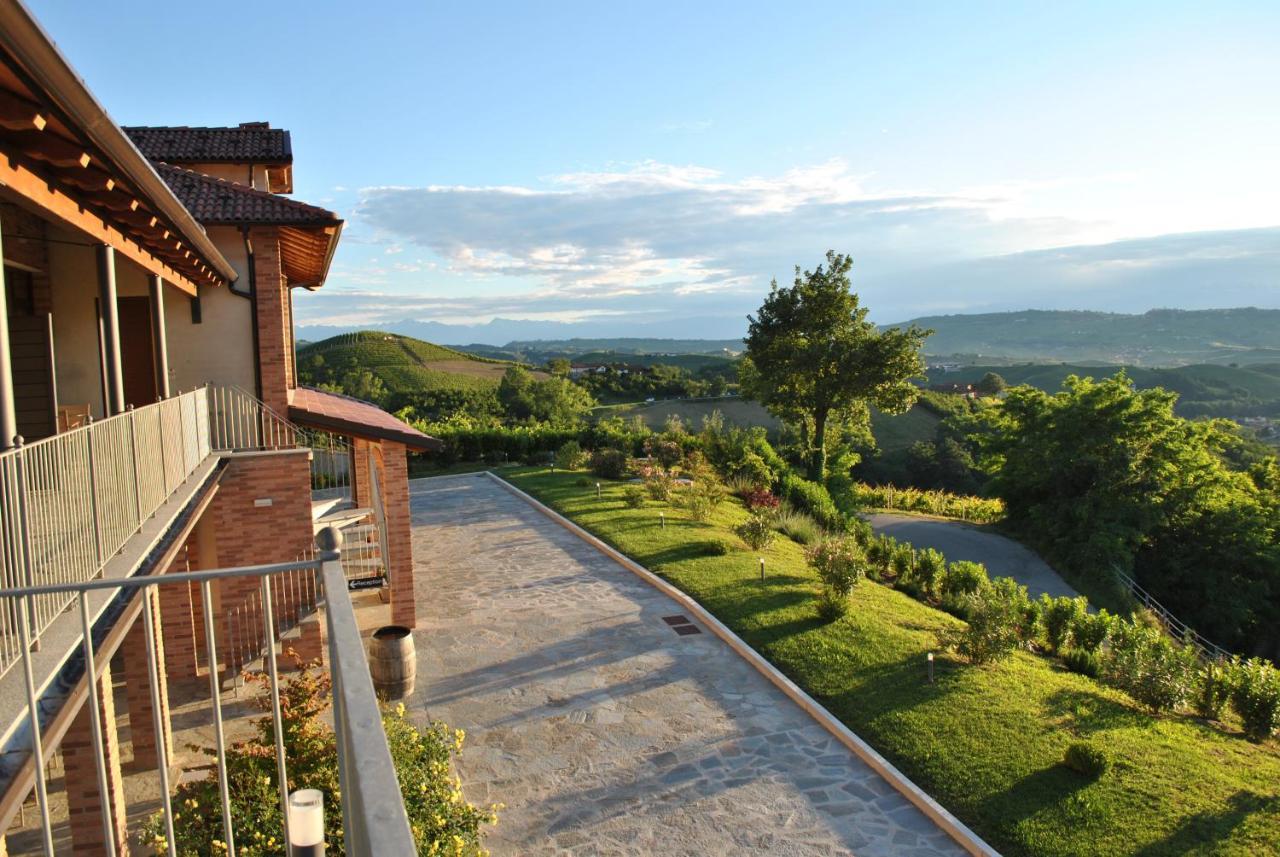 הוילה Diano dʼAlba Casa Castella - Adults Only - Langhe מראה חיצוני תמונה