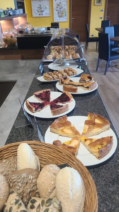 הוילה Diano dʼAlba Casa Castella - Adults Only - Langhe מראה חיצוני תמונה