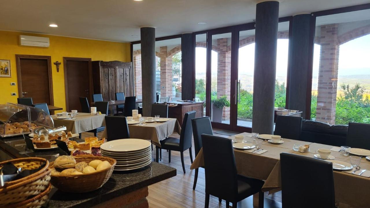 הוילה Diano dʼAlba Casa Castella - Adults Only - Langhe מראה חיצוני תמונה