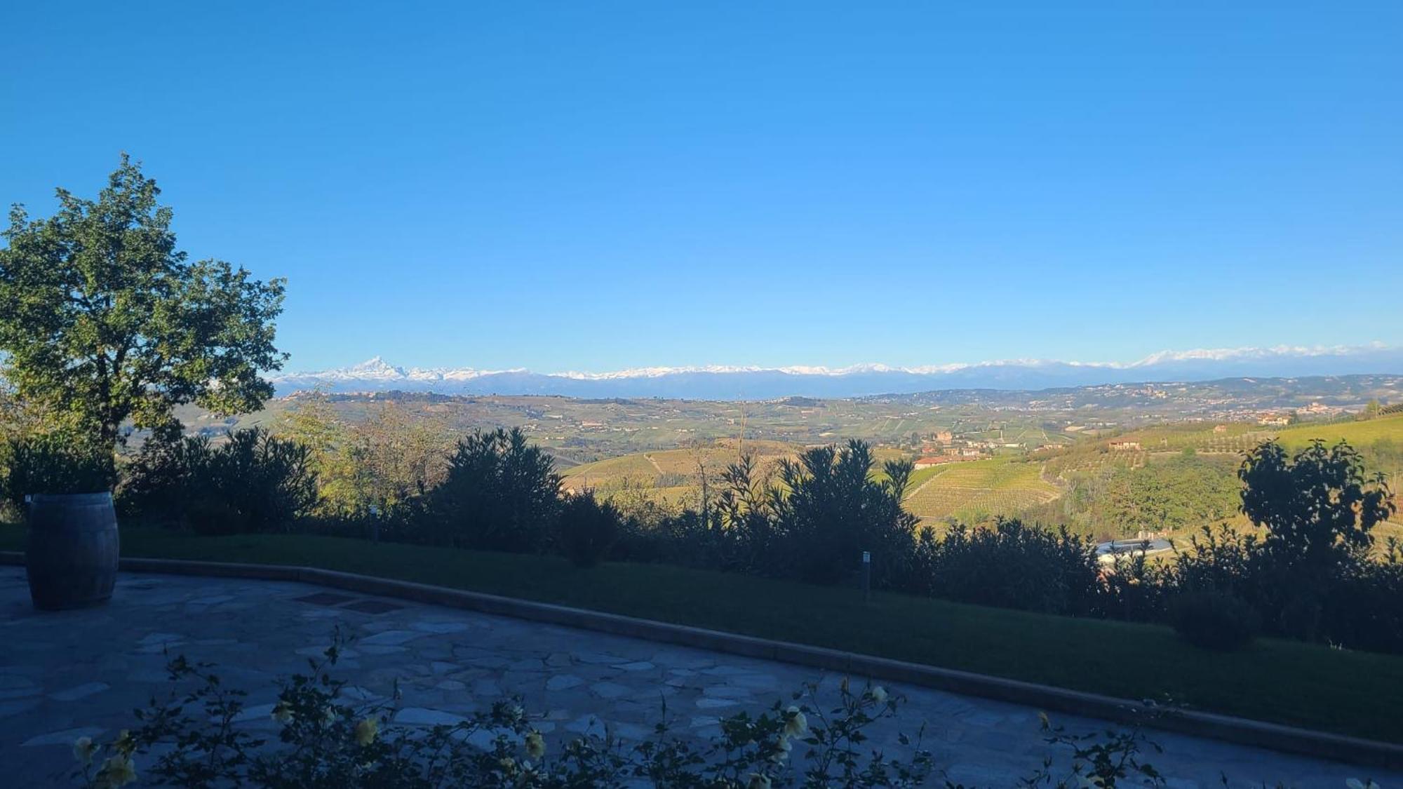 הוילה Diano dʼAlba Casa Castella - Adults Only - Langhe מראה חיצוני תמונה