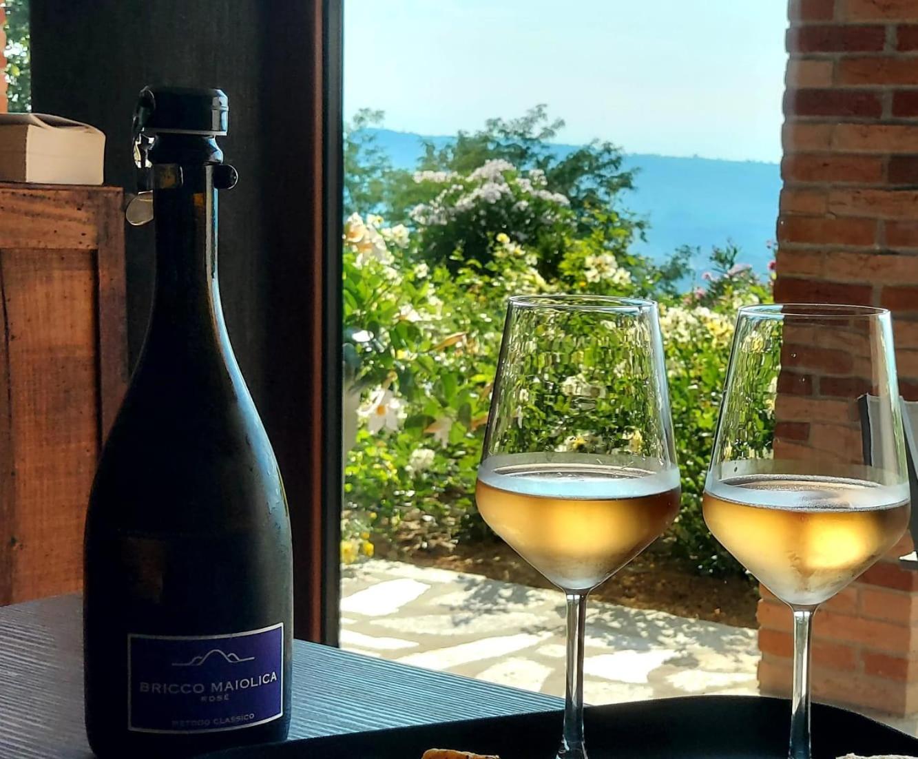 הוילה Diano dʼAlba Casa Castella - Adults Only - Langhe מראה חיצוני תמונה