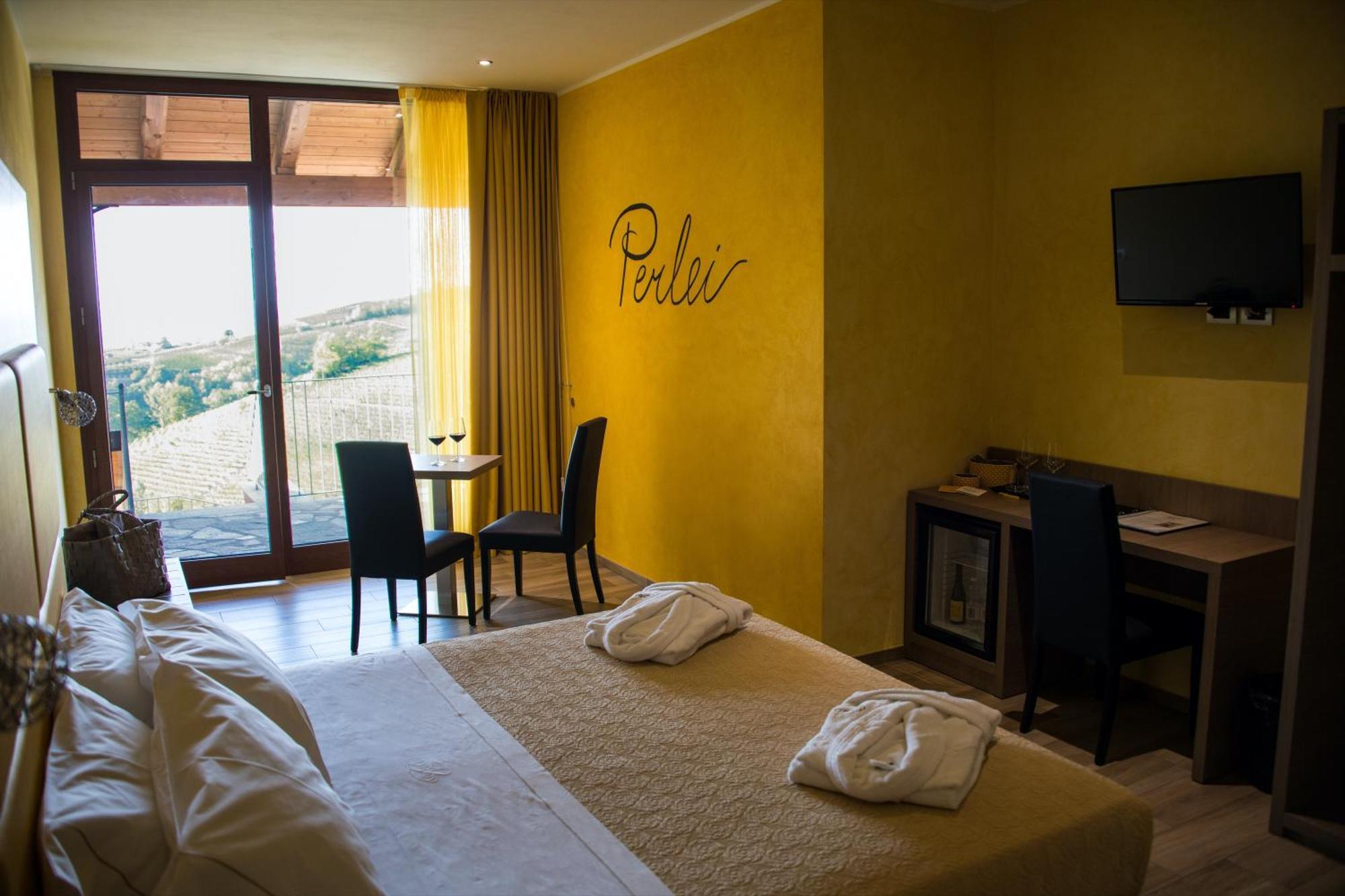 הוילה Diano dʼAlba Casa Castella - Adults Only - Langhe מראה חיצוני תמונה